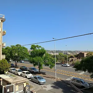 Colle Degli Ulivi Appartamento Aeroporto di Catania Fontana Rossa
